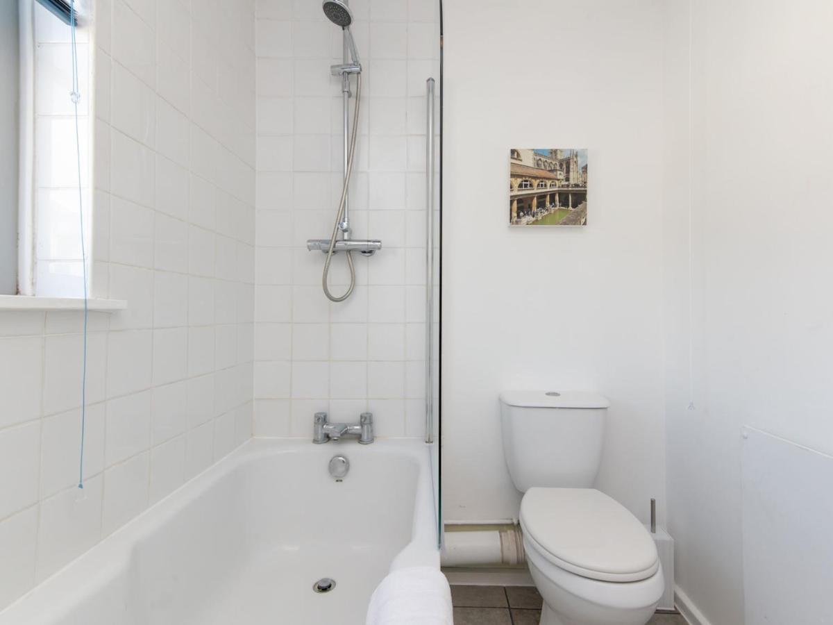 Pass The Keys Bright Modern One Bed Apartment - Bath City Centre ภายนอก รูปภาพ