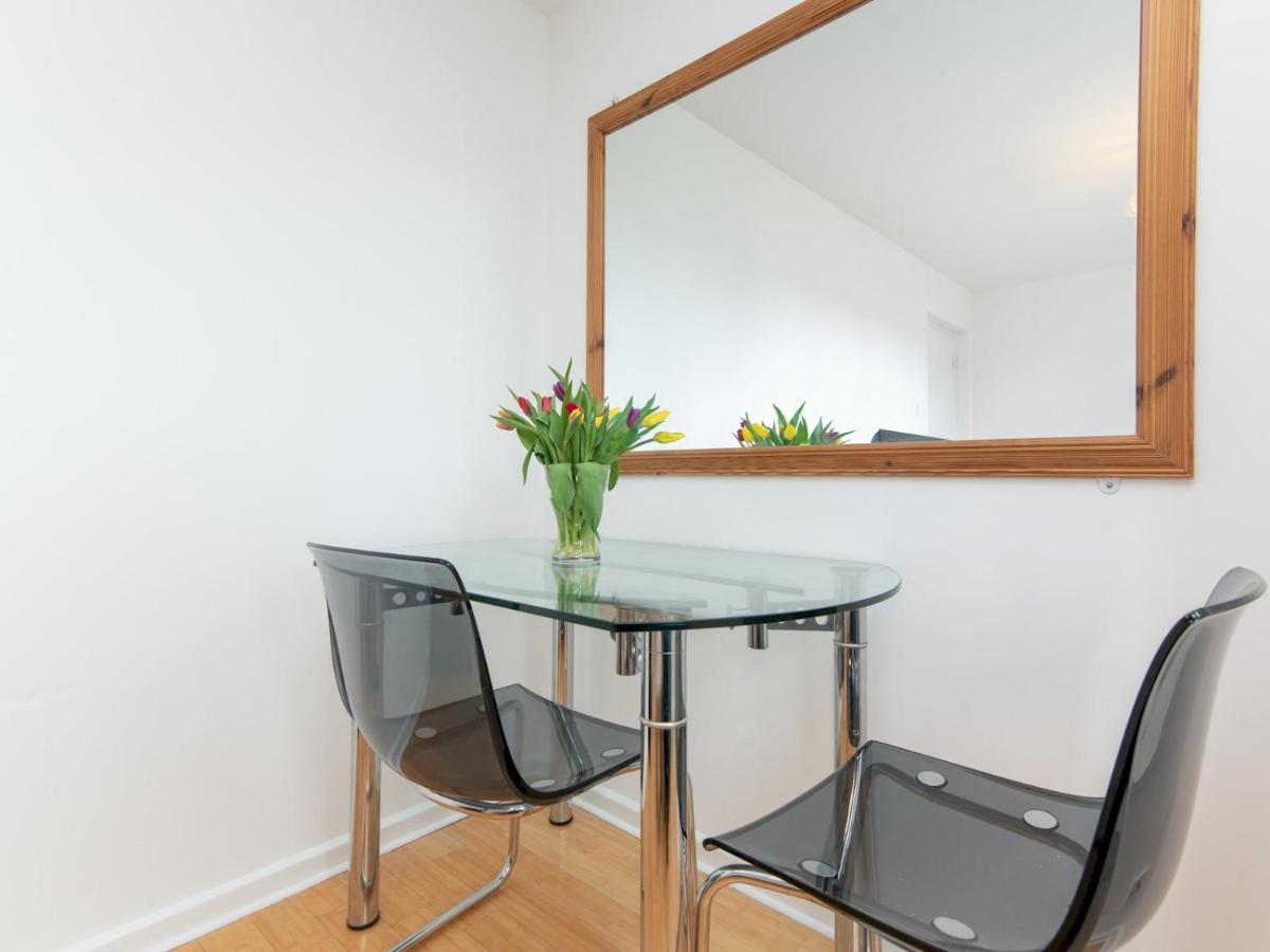 Pass The Keys Bright Modern One Bed Apartment - Bath City Centre ภายนอก รูปภาพ