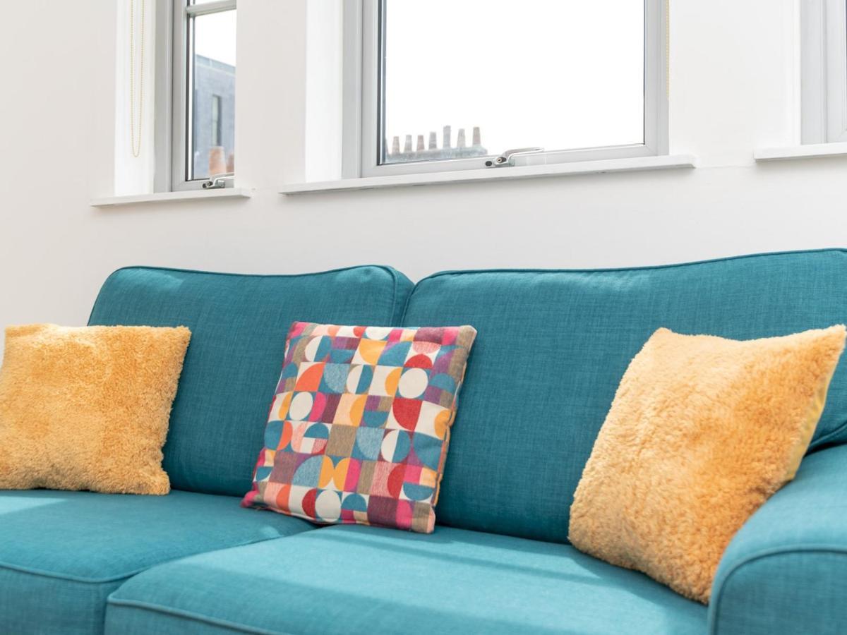Pass The Keys Bright Modern One Bed Apartment - Bath City Centre ภายนอก รูปภาพ